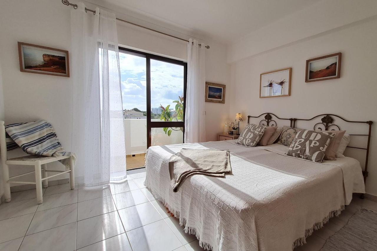 Sunny Apart W Balcony In Algarve By Lovelystay Ferragudo  Exteriör bild
